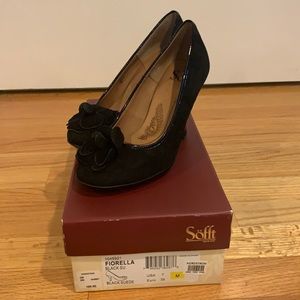 Sofft Black Suede Fiorella Pumps